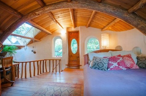 Cab Cottage Canada Bedroom