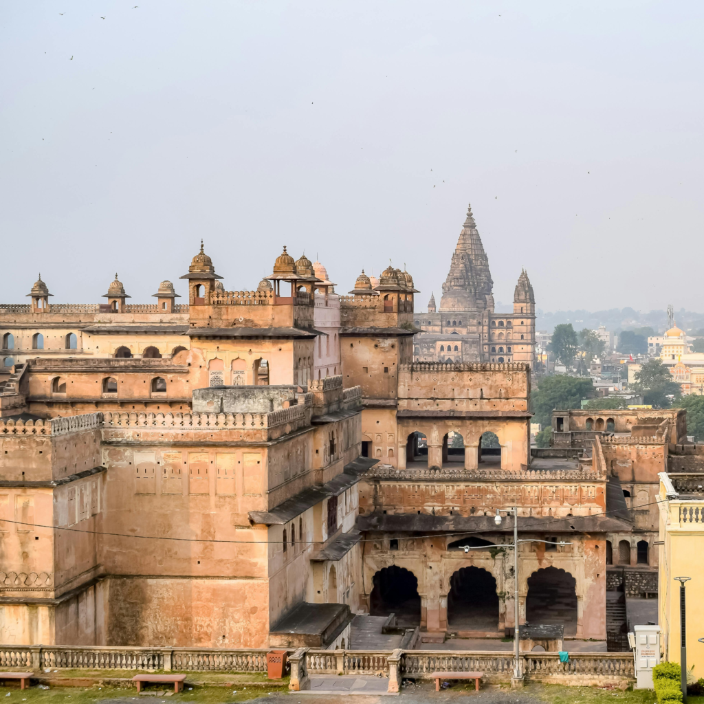 Orchha Madhya Pradesh hidden gem India travel — Mughal Rajput palace cenotaphs Betwa River